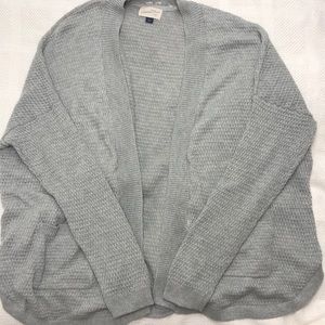 Grey cardigan